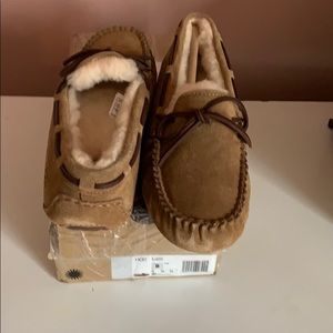 Women’s Dakota Ugg Moccasins